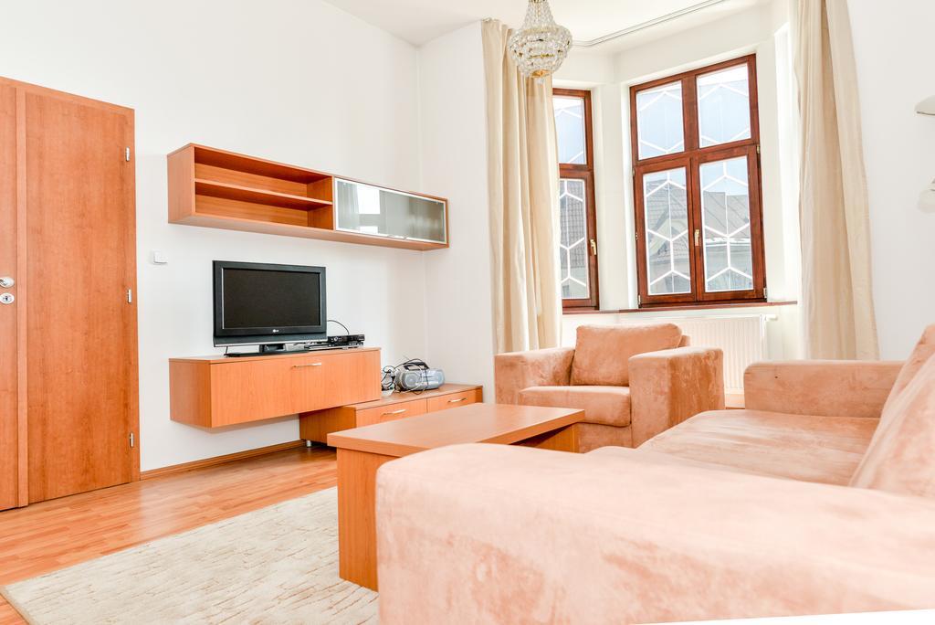 Apartment Downtown Zilina Exterior photo