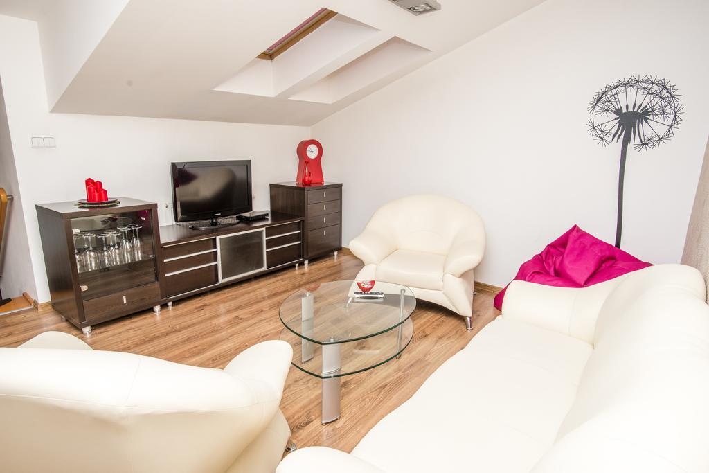 Apartment Downtown Zilina Exterior photo