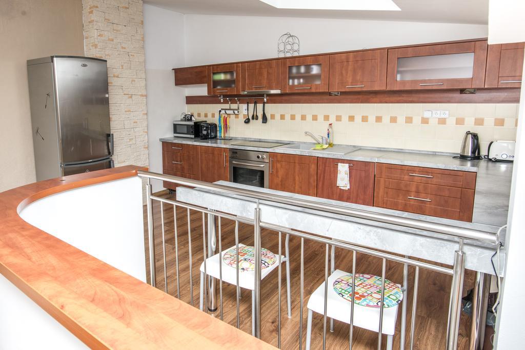 Apartment Downtown Zilina Exterior photo