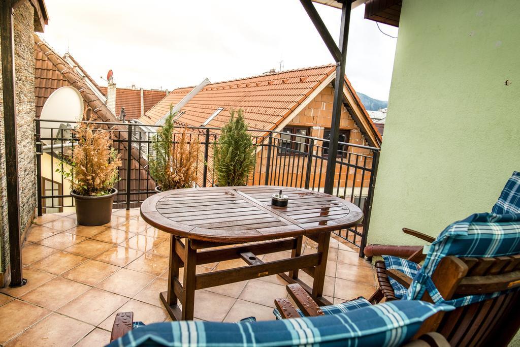 Apartment Downtown Zilina Exterior photo